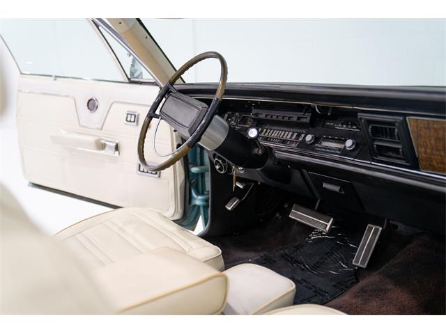 1969 Chrysler 300 (CC-2079703) for sale in Montreal, Quebec