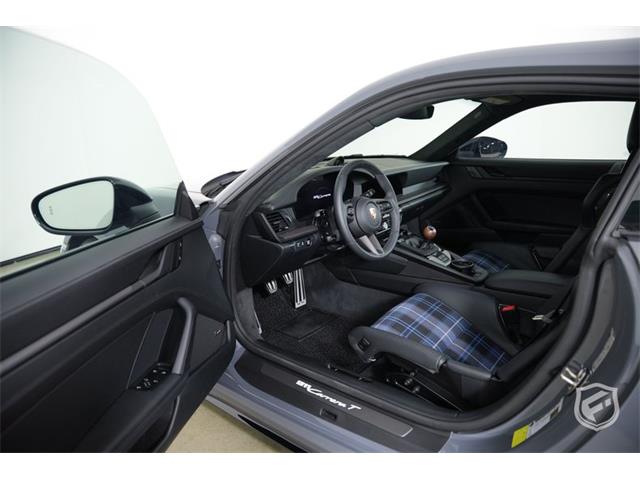 2025 Porsche 911 (CC-2079772) for sale in Chatsworth, California