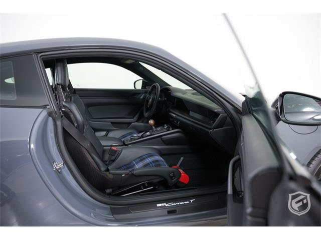 2025 Porsche 911 (CC-2079772) for sale in Chatsworth, California