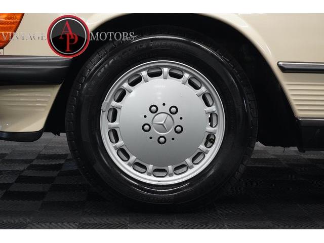 1987 Mercedes-Benz 560 (CC-2079820) for sale in Statesville, North Carolina