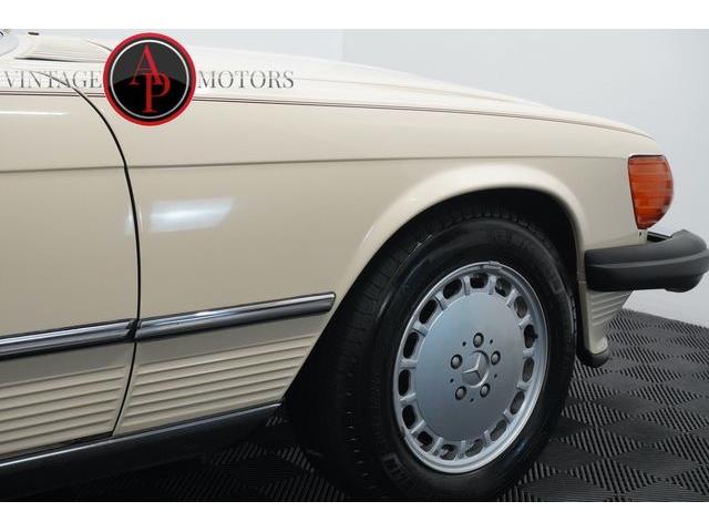 1987 Mercedes-Benz 560 (CC-2079820) for sale in Statesville, North Carolina