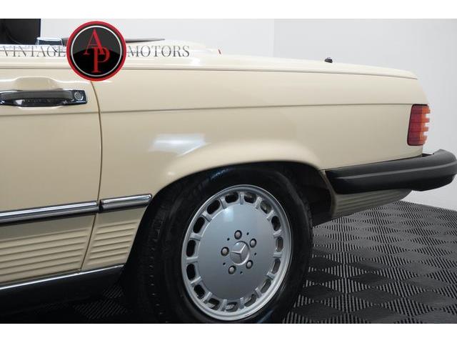 1987 Mercedes-Benz 560 (CC-2079820) for sale in Statesville, North Carolina