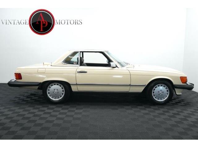1987 Mercedes-Benz 560 (CC-2079820) for sale in Statesville, North Carolina