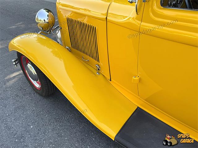 1932 Ford 5-Window Coupe (CC-2079922) for sale in Bakersfield, California