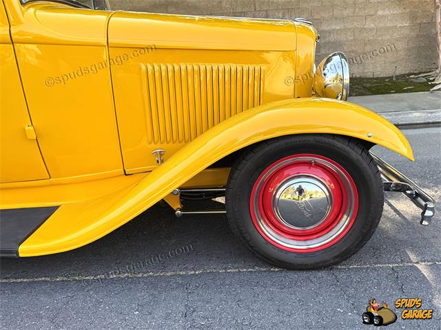 1932 Ford 5-Window Coupe (CC-2079922) for sale in Bakersfield, California