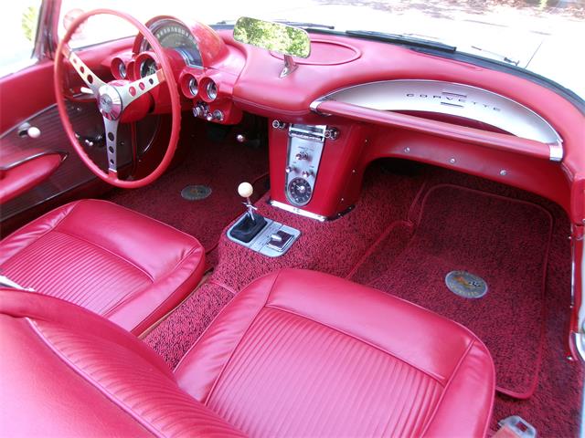 1961 Chevrolet Corvette (CC-2079933) for sale in Palmer, Massachusetts