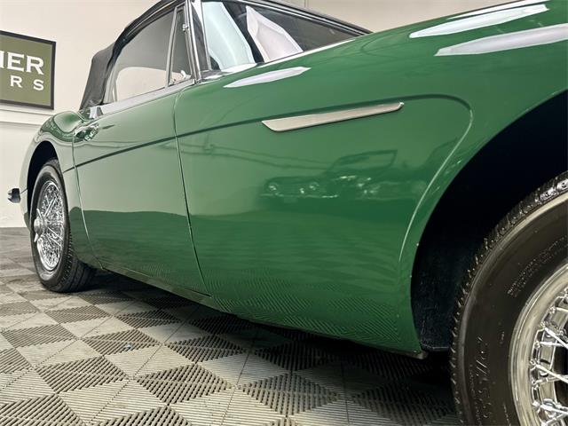 1965 Austin-Healey 3000 Mark III BJ8 (CC-2079942) for sale in Santa Ana, California