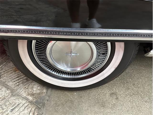 1976 Lincoln Continental (CC-2081005) for sale in West Babylon, New York