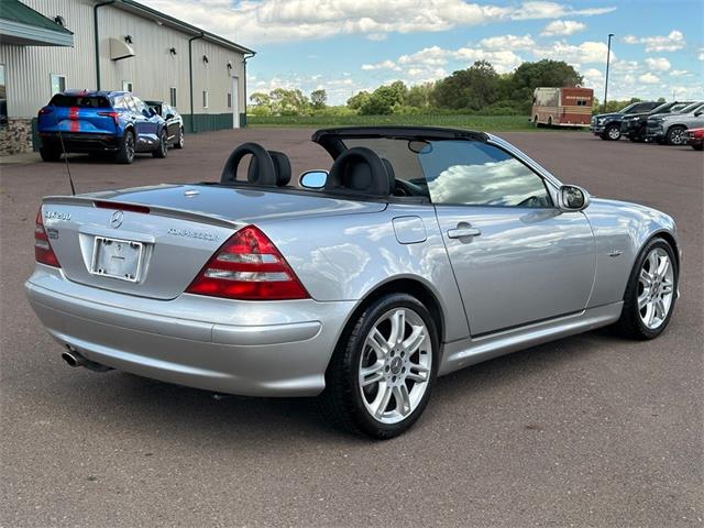 2004 Mercedes-Benz SLK-Class (CC-2081016) for sale in Sioux Falls, South Dakota