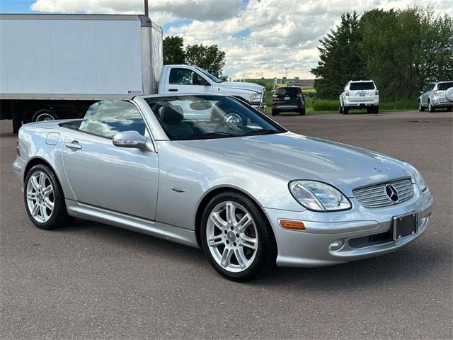 2004 Mercedes-Benz SLK-Class (CC-2081016) for sale in Sioux Falls, South Dakota
