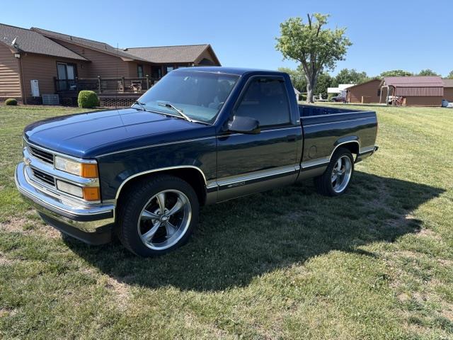 1998 Chevrolet Silverado (CC-2081086) for sale in Mill Hall, Pennsylvania