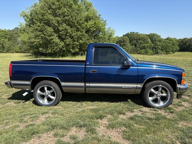1998 Chevrolet Silverado (CC-2081086) for sale in Mill Hall, Pennsylvania