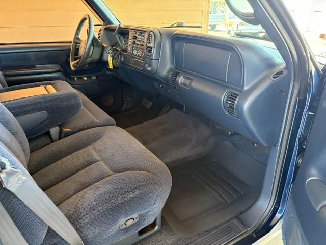 1998 Chevrolet Silverado (CC-2081086) for sale in Mill Hall, Pennsylvania