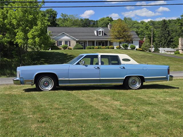 1979 Lincoln Town Car (CC-2081168) for sale in Mill Hall, Pennsylvania
