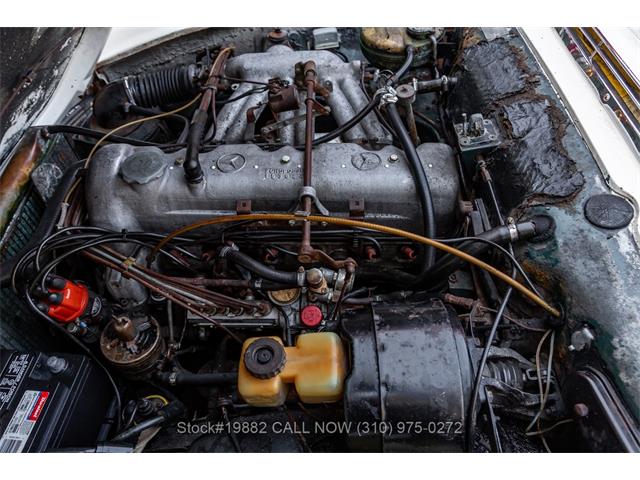 1966 Mercedes-Benz 230SL (CC-2081337) for sale in Beverly Hills, California