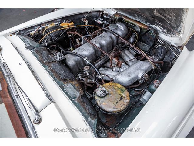 1966 Mercedes-Benz 230SL (CC-2081337) for sale in Beverly Hills, California