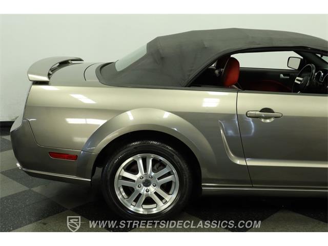 2005 Ford Mustang (CC-2081401) for sale in Lutz, Florida