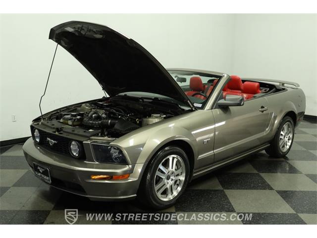 2005 Ford Mustang (CC-2081401) for sale in Lutz, Florida