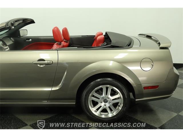 2005 Ford Mustang (CC-2081401) for sale in Lutz, Florida