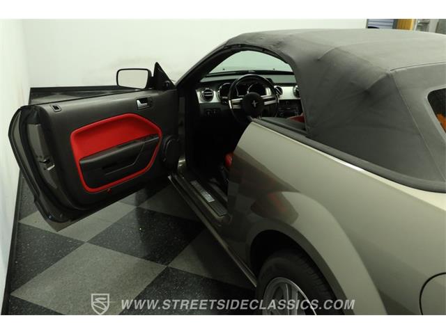 2005 Ford Mustang (CC-2081401) for sale in Lutz, Florida