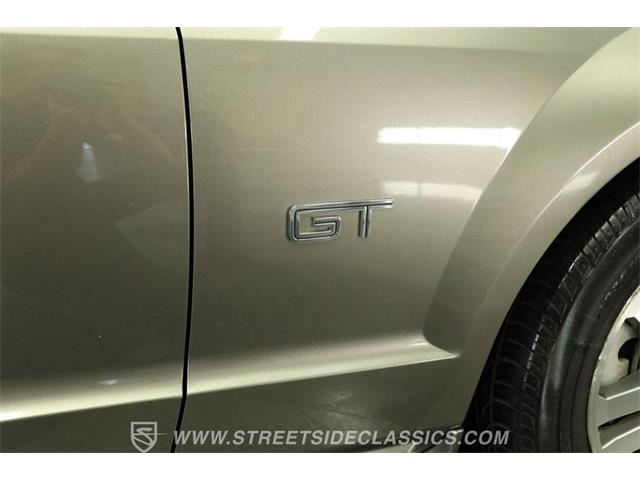 2005 Ford Mustang (CC-2081401) for sale in Lutz, Florida