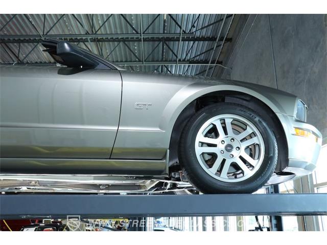 2005 Ford Mustang (CC-2081401) for sale in Lutz, Florida