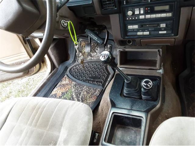 1988 Mitsubishi Mighty Max (CC-2081418) for sale in Cadillac, Michigan