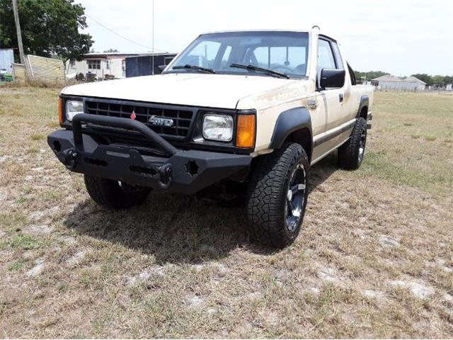 1988 Mitsubishi Mighty Max (CC-2081418) for sale in Cadillac, Michigan