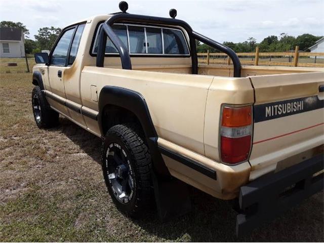 1988 Mitsubishi Mighty Max (CC-2081418) for sale in Cadillac, Michigan