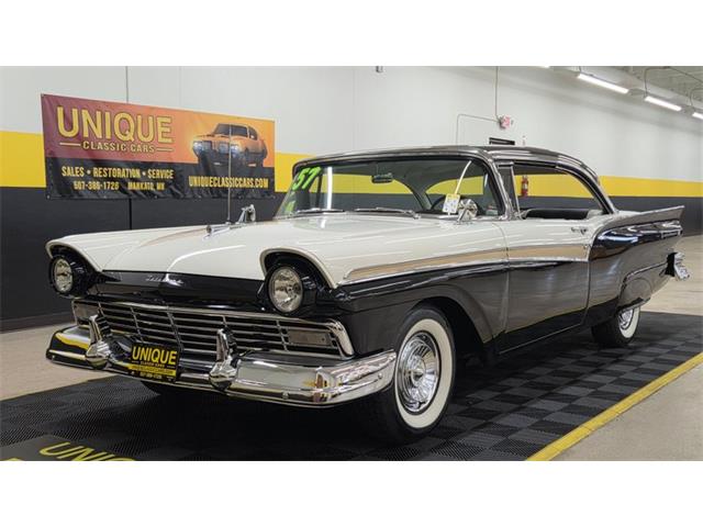 1957 Ford Fairlane 500 (CC-2081454) for sale in Mankato, Minnesota