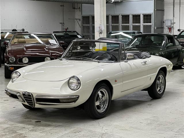 1967 Alfa Romeo Spider Duetto (CC-2080171) for sale in Huntington Station, New York