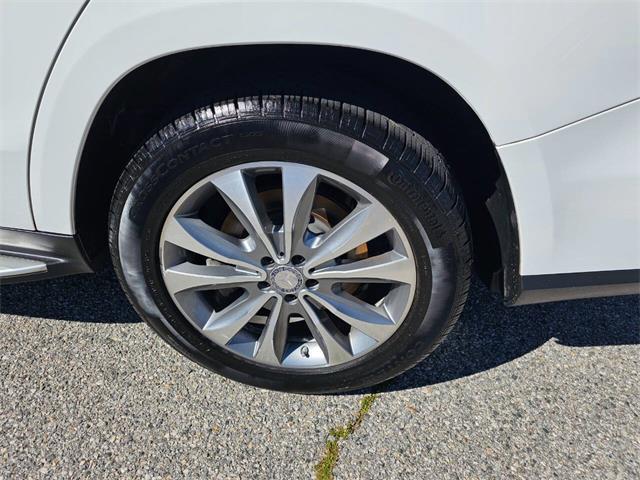2015 Mercedes-Benz GL-Class (CC-2081780) for sale in Woodland Hills, California