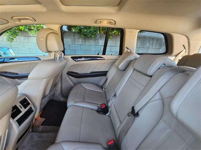 2015 Mercedes-Benz GL-Class (CC-2081780) for sale in Woodland Hills, California