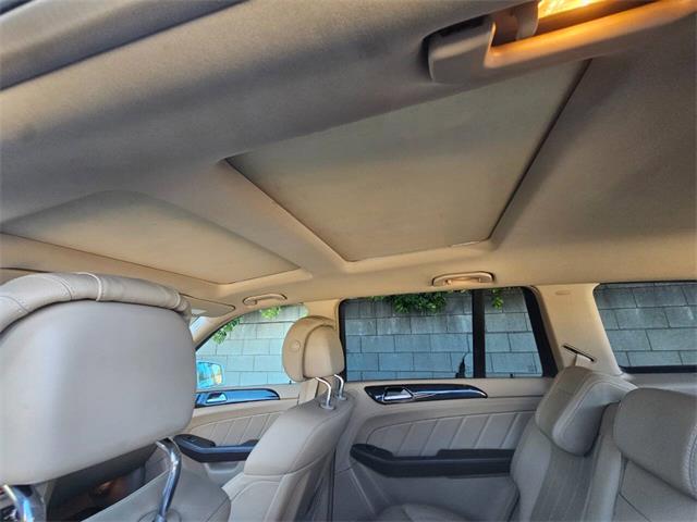 2015 Mercedes-Benz GL-Class (CC-2081780) for sale in Woodland Hills, California