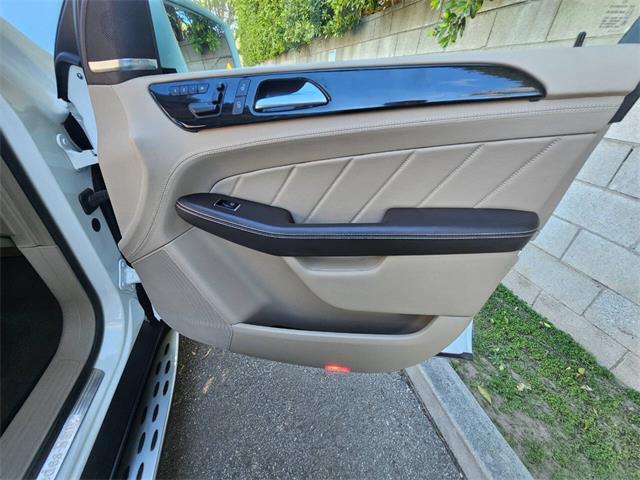 2015 Mercedes-Benz GL-Class (CC-2081780) for sale in Woodland Hills, California