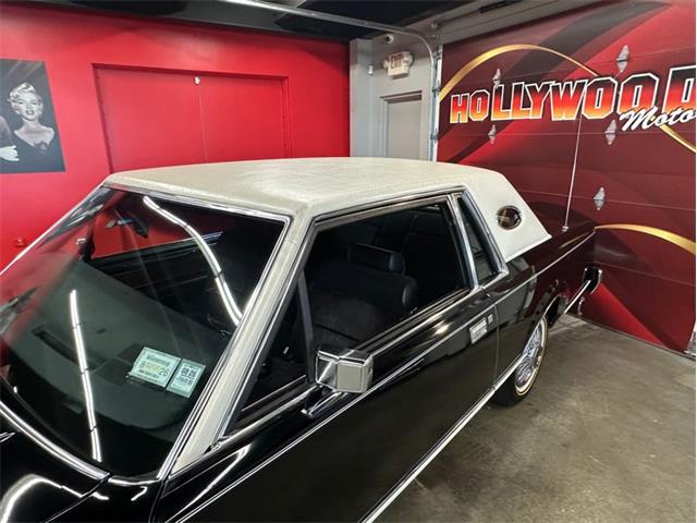 1981 Lincoln Mark VI (CC-2081783) for sale in West Babylon, New York