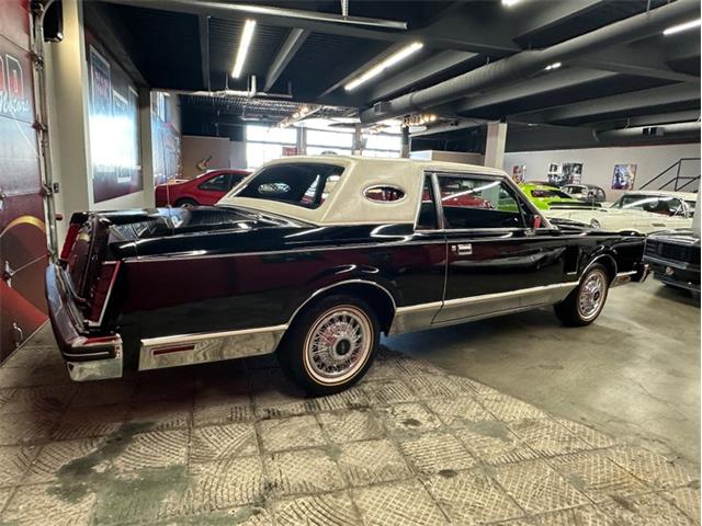 1981 Lincoln Mark VI (CC-2081783) for sale in West Babylon, New York