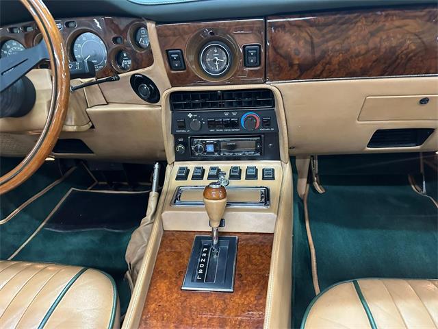 1989 Aston Martin V8 Volante (CC-2081785) for sale in Huntington Station, New York