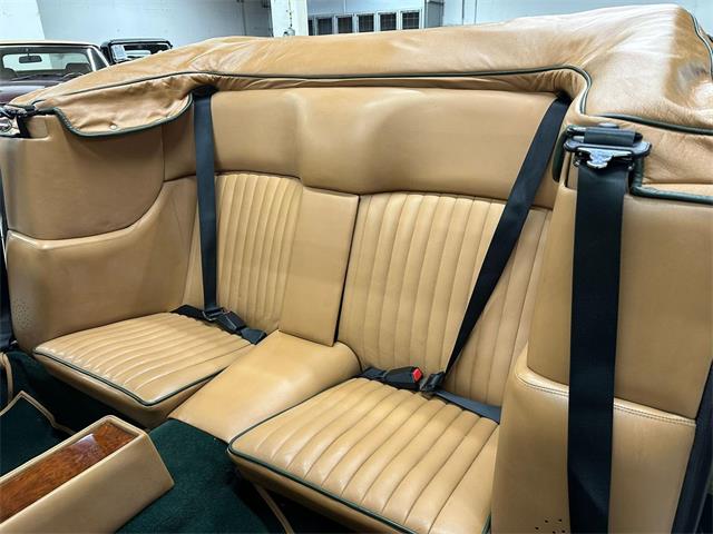 1989 Aston Martin V8 Volante (CC-2081785) for sale in Huntington Station, New York