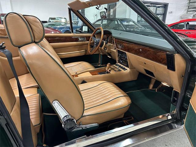 1989 Aston Martin V8 Volante (CC-2081785) for sale in Huntington Station, New York