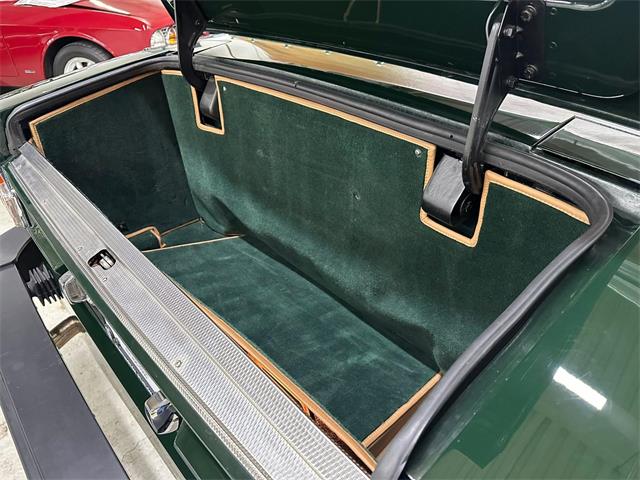 1989 Aston Martin V8 Volante (CC-2081785) for sale in Huntington Station, New York