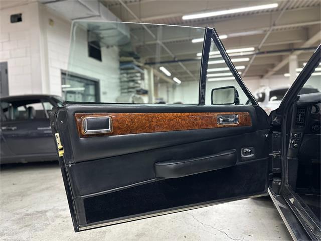 1986 Aston Martin V8 Volante (CC-2081790) for sale in Huntington Station, New York