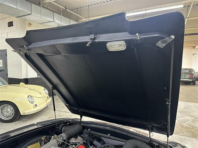 1989 Aston Martin V8 Volante (CC-2081799) for sale in Huntington Station, New York