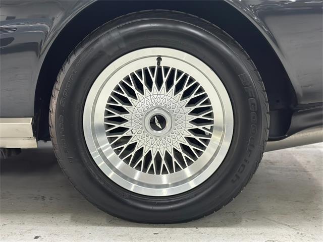 1989 Aston Martin V8 Volante (CC-2081799) for sale in Huntington Station, New York