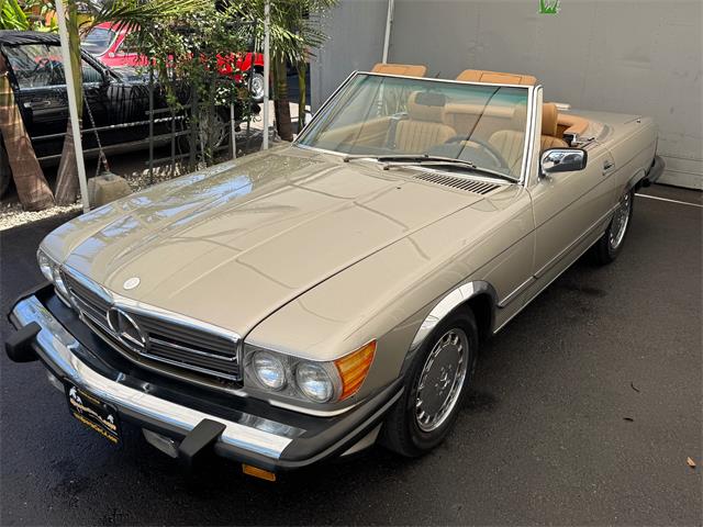 1988 Mercedes-Benz 560 (CC-2080192) for sale in Los Angeles, California