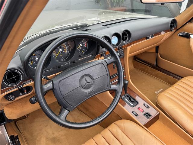 1988 Mercedes-Benz 560 (CC-2080192) for sale in Los Angeles, California