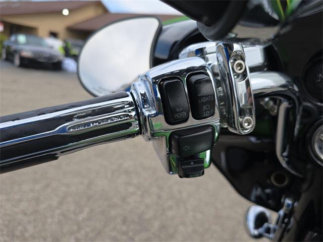 2011 Harley-Davidson CVO Street Glide (CC-2081928) for sale in Ross, Ohio