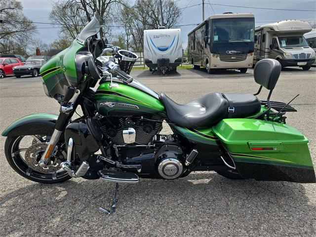 2011 Harley-Davidson CVO Street Glide (CC-2081928) for sale in Ross, Ohio
