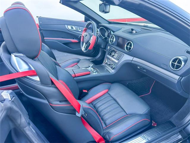 2016 Mercedes-Benz SL-Class (CC-2081986) for sale in Anaheim, California