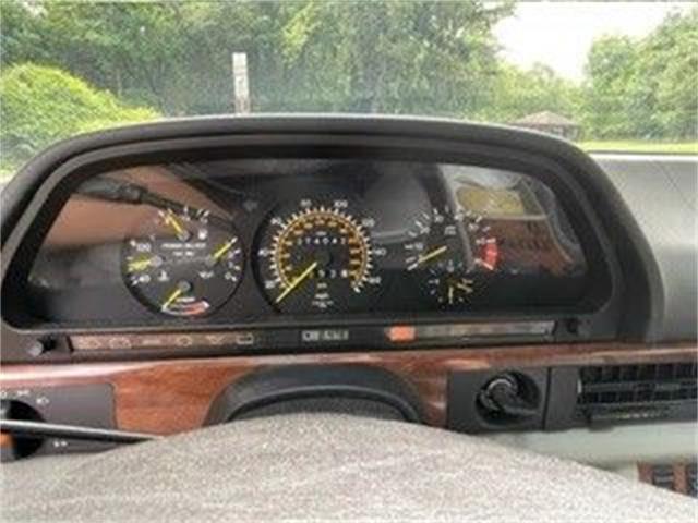 1988 Mercedes-Benz 560 (CC-2082435) for sale in Cadillac, Michigan